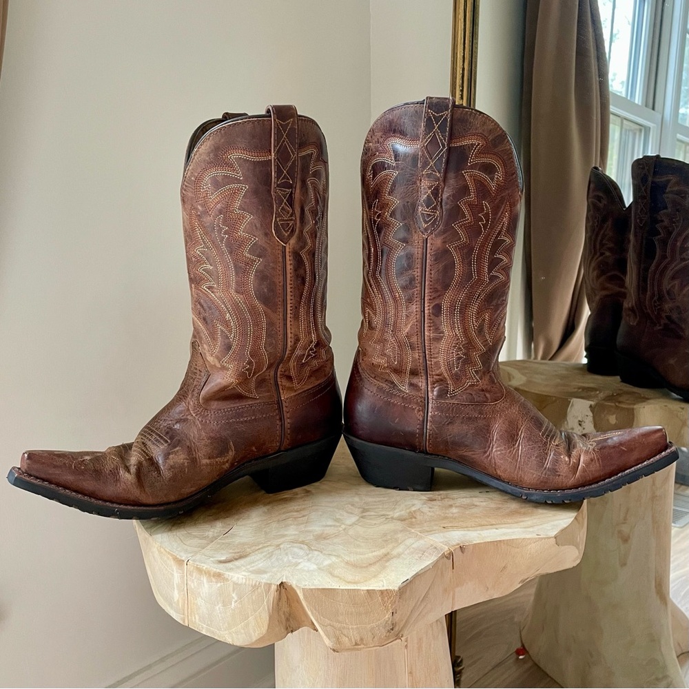 Vintage Leather Embroidered Cowboy Western Boots in Whiskey Brown - 8 - Picture 3 of 7